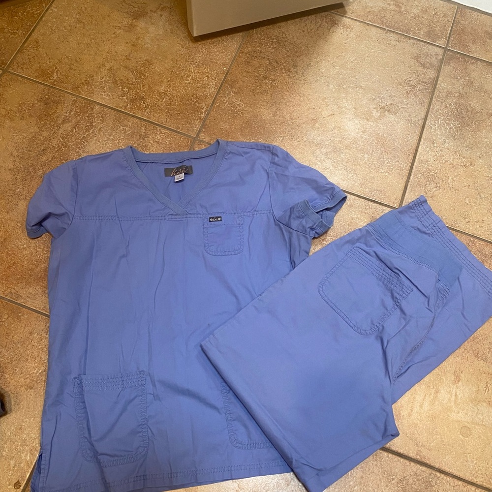 Set of scrubs- Koi Comfort in Ceil blue. GUC